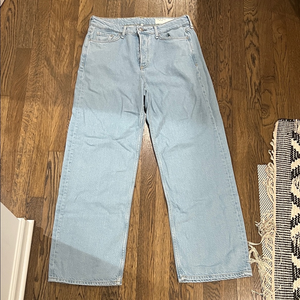 Light Blue wide leg low rise size 28